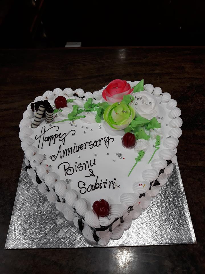 White Forest Anniversary Cake 2 Pound