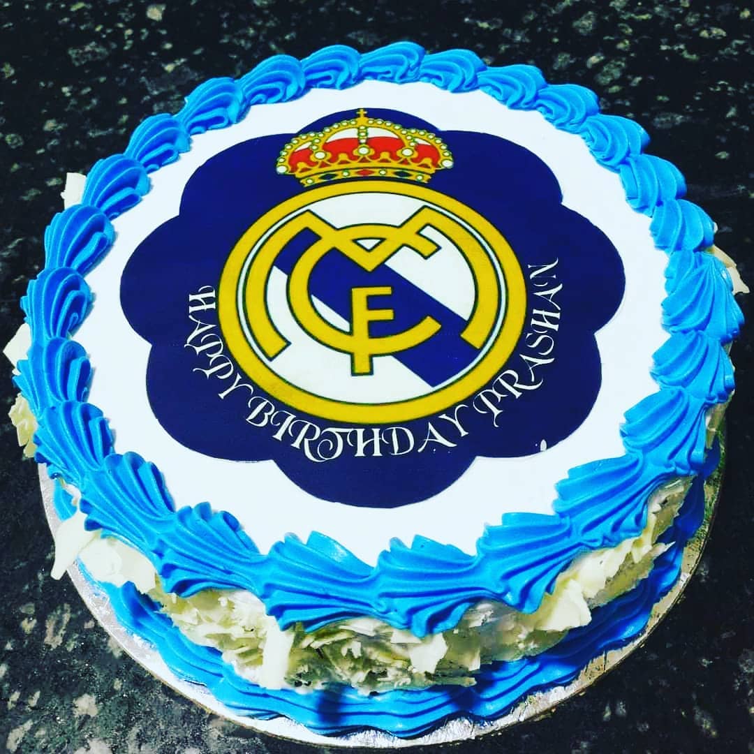 Real Madrid  3 pound cake